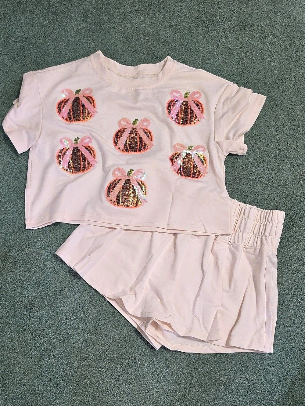 Women's Small Pink Pumpkin Shorts Set Like New